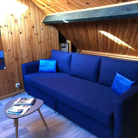 Apartment F1 Mansarde A 100m De La Plage, Proche De Arromanches Et Des Plages Du Debarquement