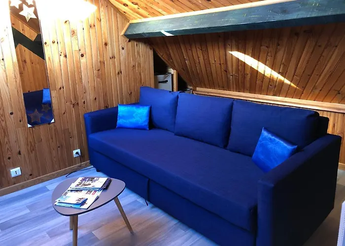 Apartment F1 Mansarde A 100m De La Plage, Proche De Arromanches Et Des Plages Du Debarquement